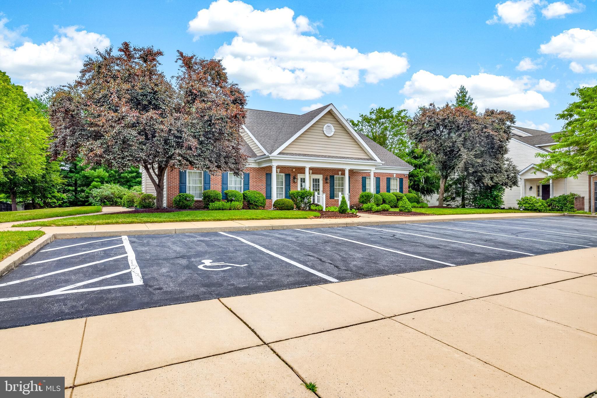 CROSSINGS AT CHRIS - Residential