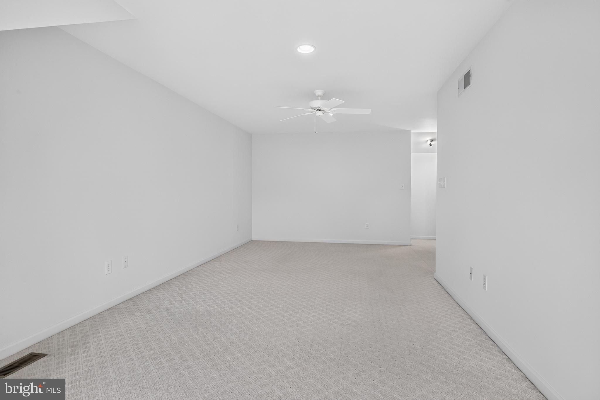CROSSINGS AT CHRIS - Residential