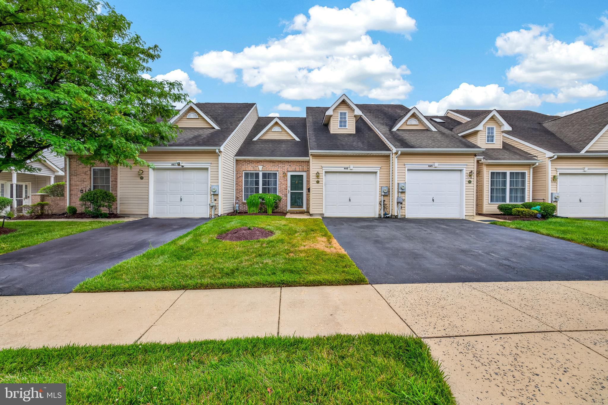 CROSSINGS AT CHRIS - Residential