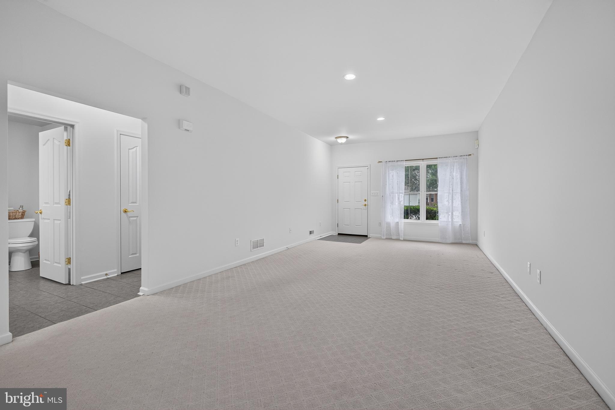 CROSSINGS AT CHRIS - Residential