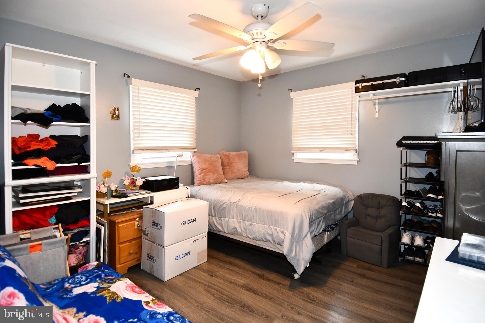COLUMBIA HIGHLANDS - Residential
