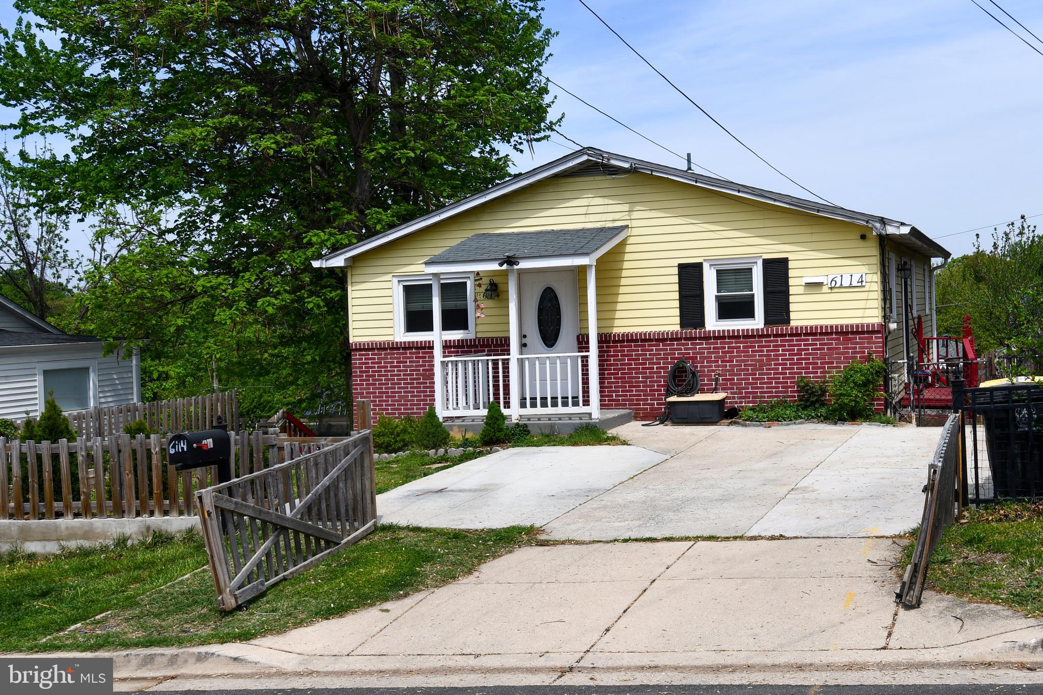 COLUMBIA HIGHLANDS - Residential
