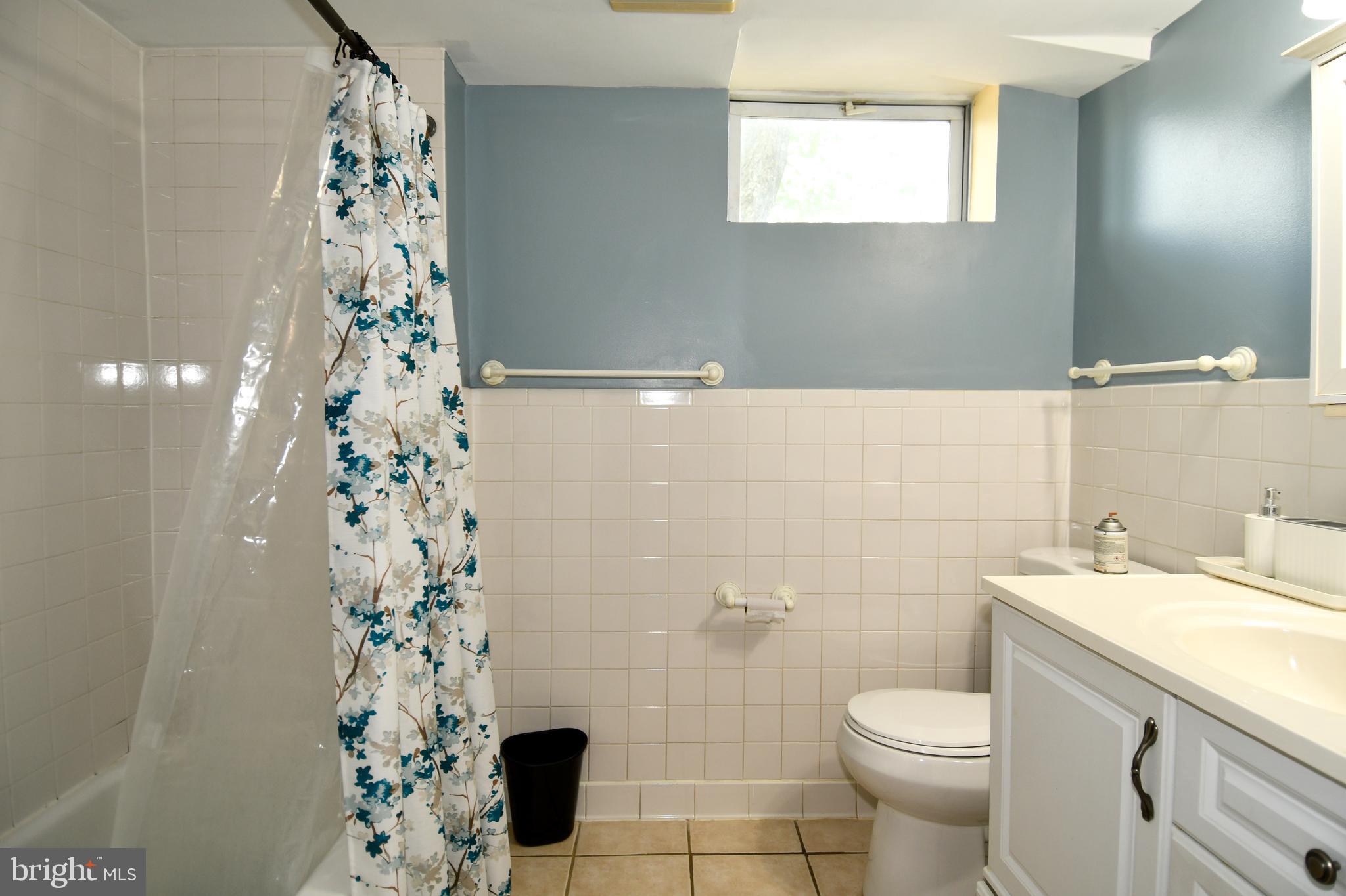 COLUMBIA HIGHLANDS - Residential