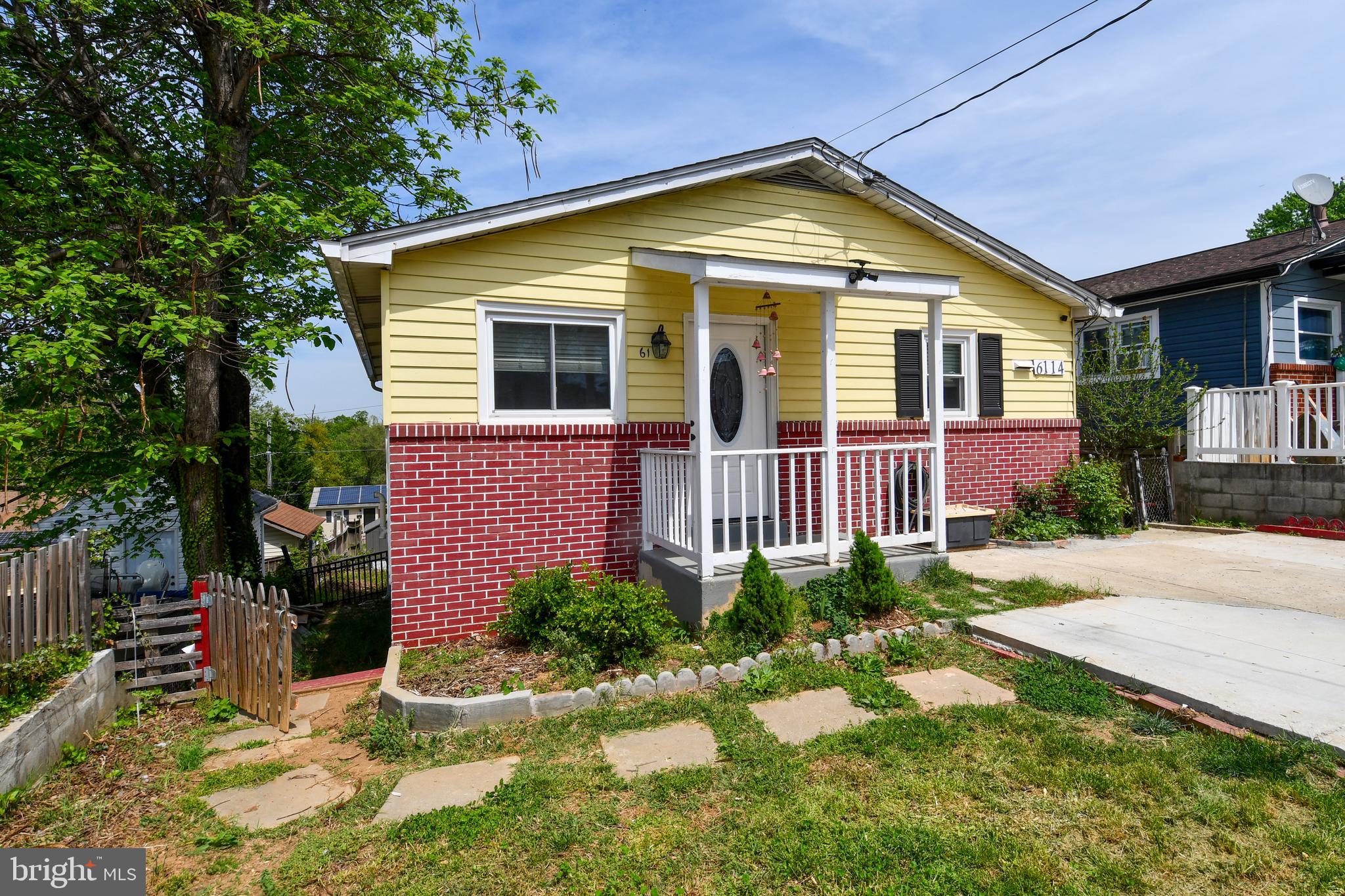 COLUMBIA HIGHLANDS - Residential