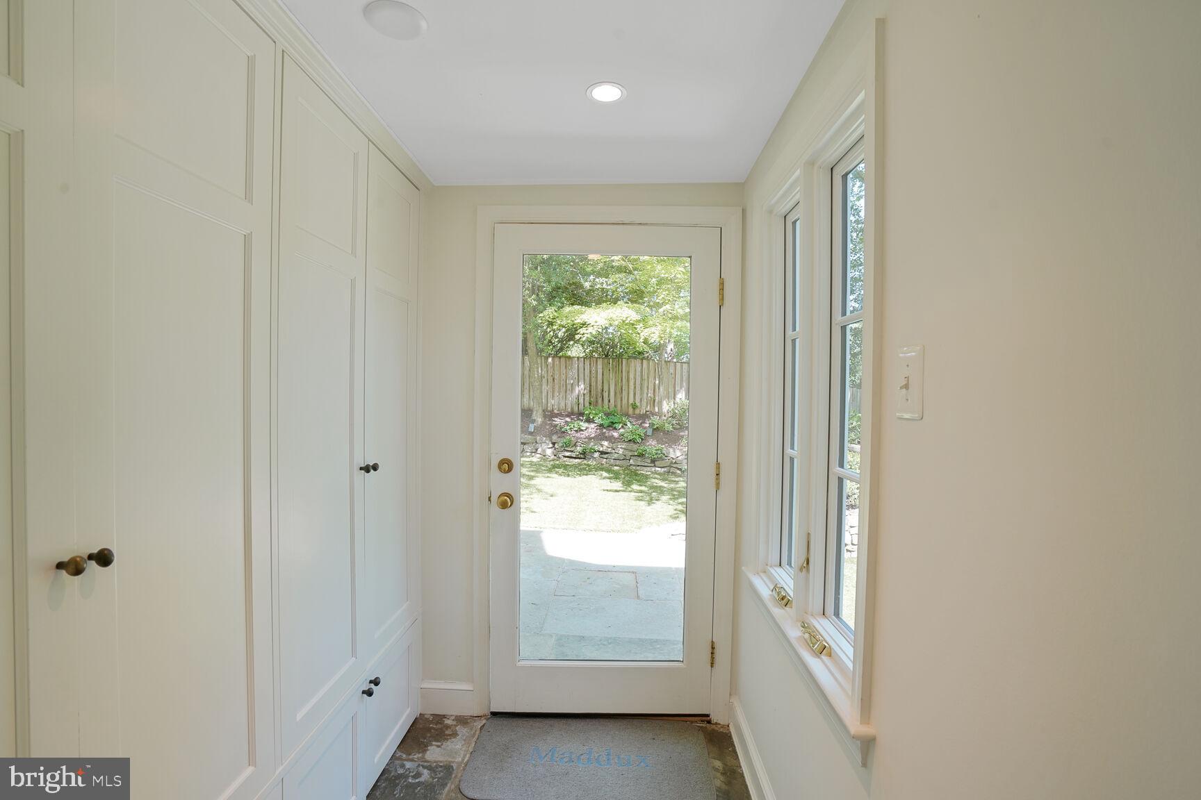 WESLEY HEIGHTS - Residential