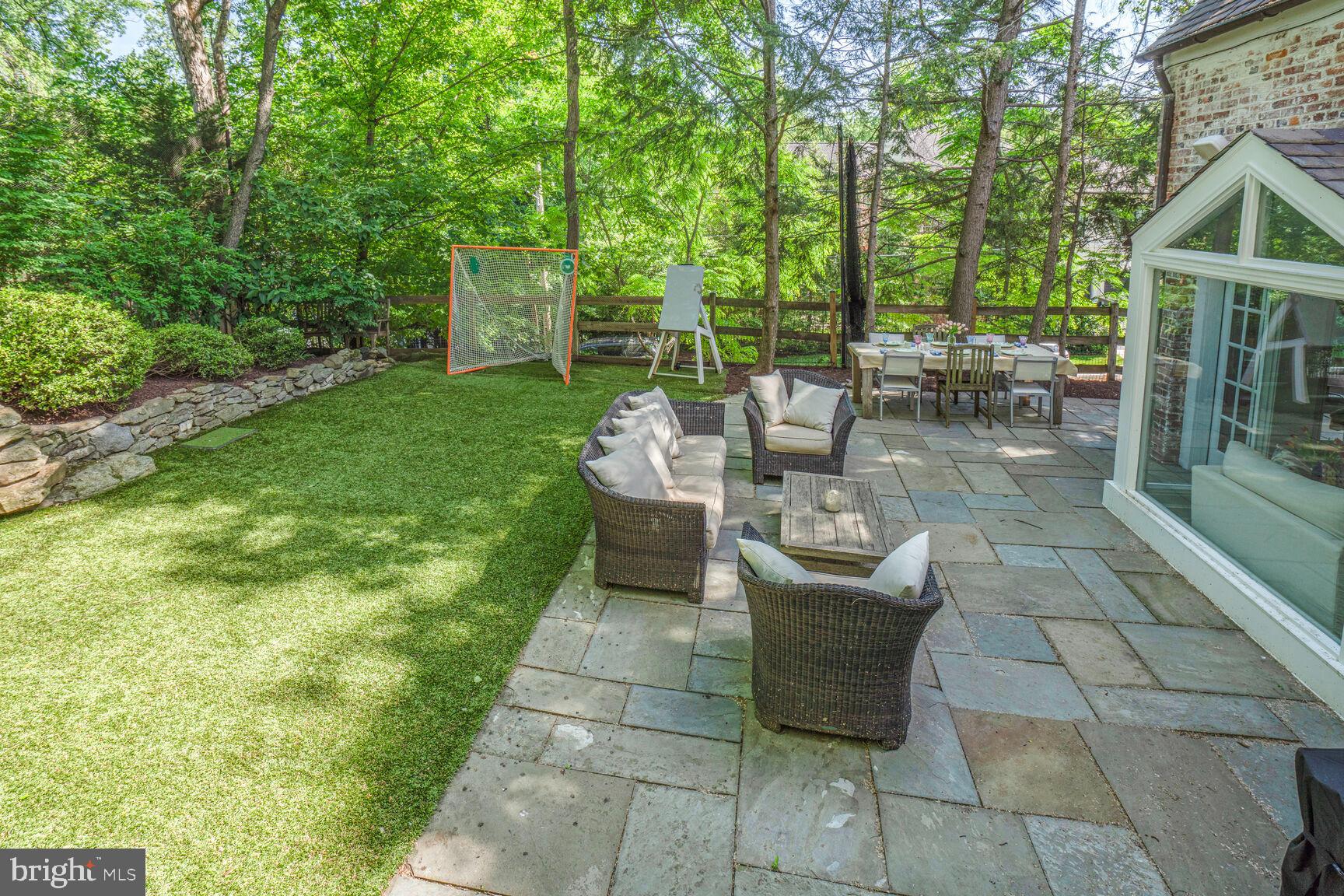 WESLEY HEIGHTS - Residential