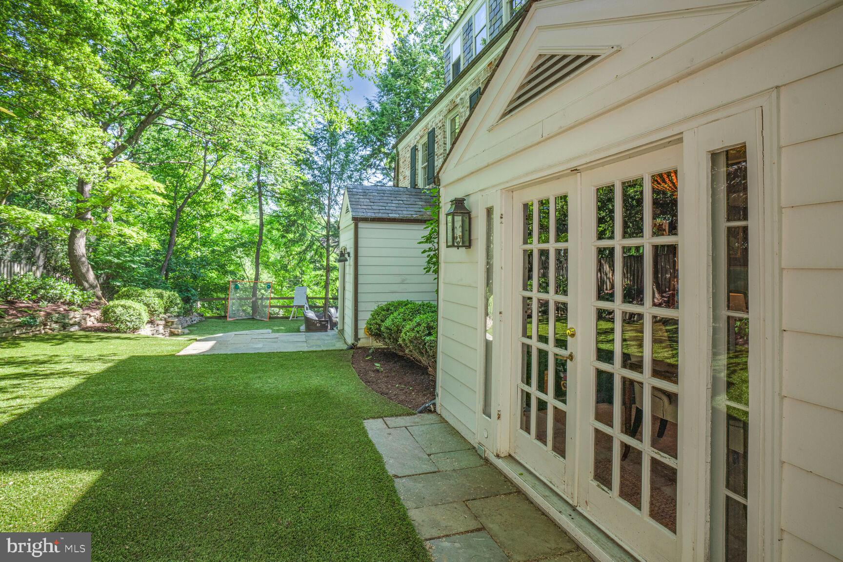 WESLEY HEIGHTS - Residential