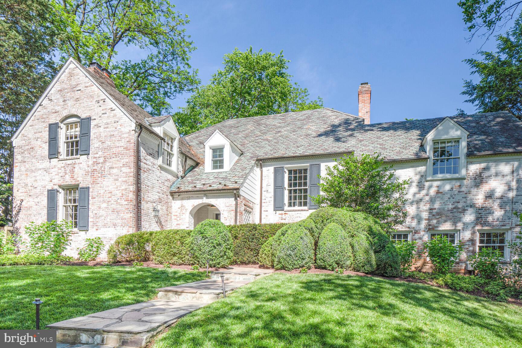 WESLEY HEIGHTS - Residential