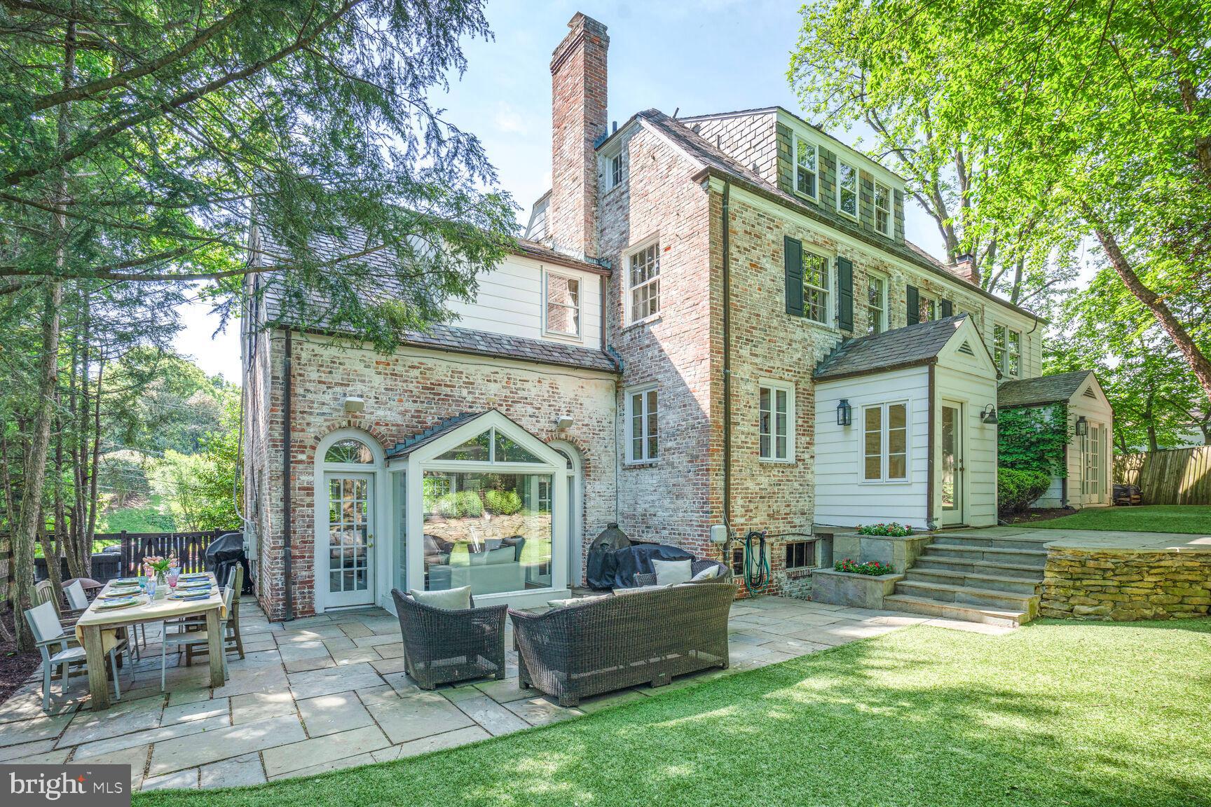 WESLEY HEIGHTS - Residential