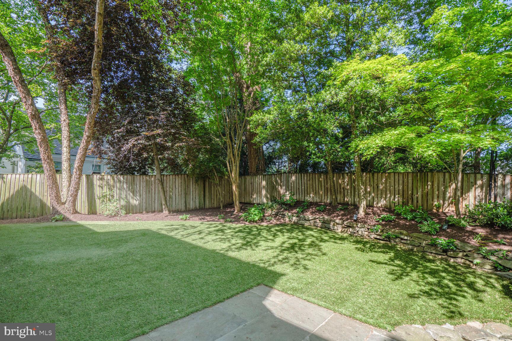 WESLEY HEIGHTS - Residential
