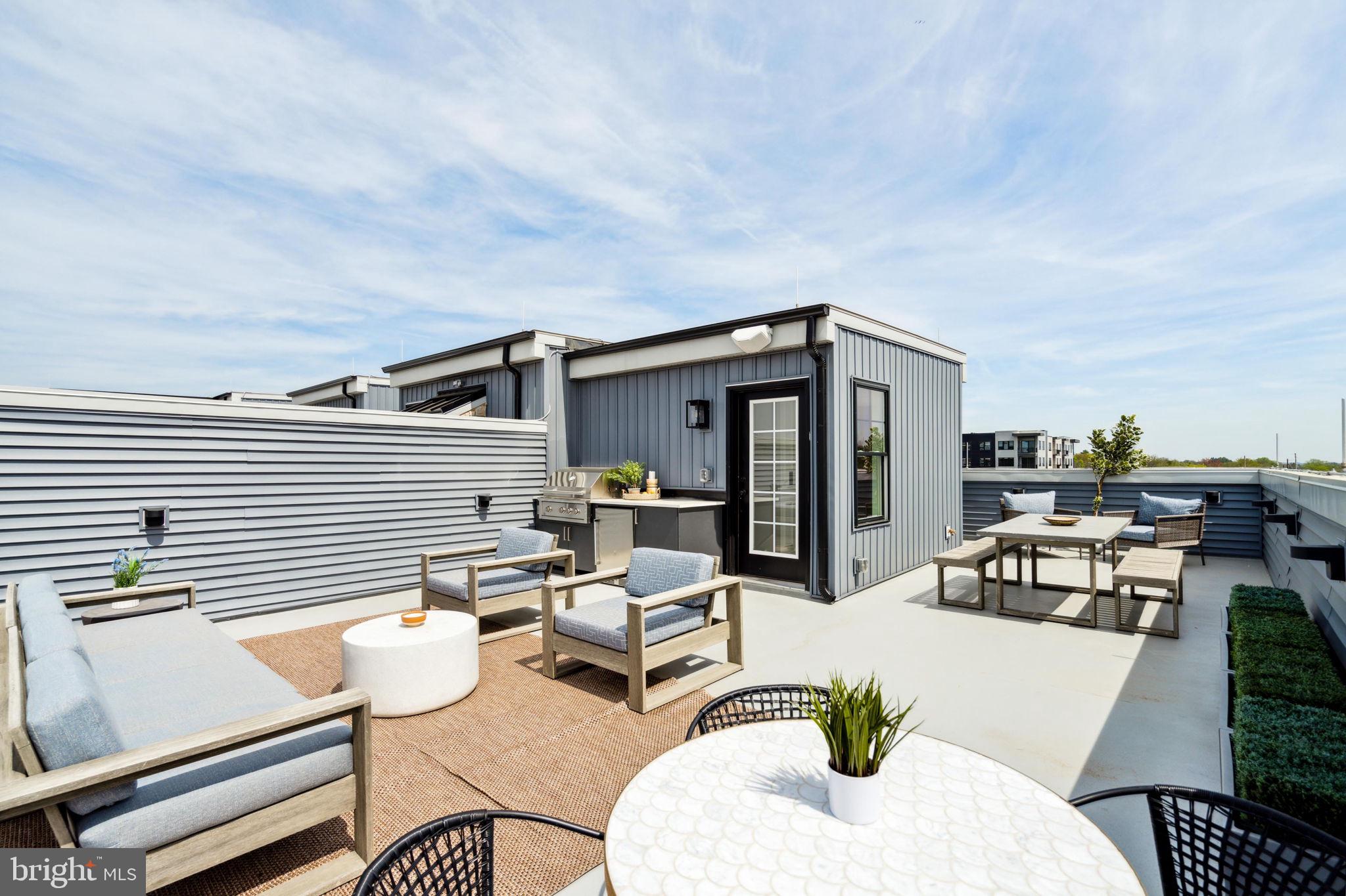 NEWTOWN WALK AT ELLIS PRESERVE - Residential