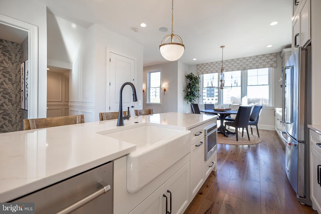 NEWTOWN WALK AT ELLIS PRESERVE - Residential