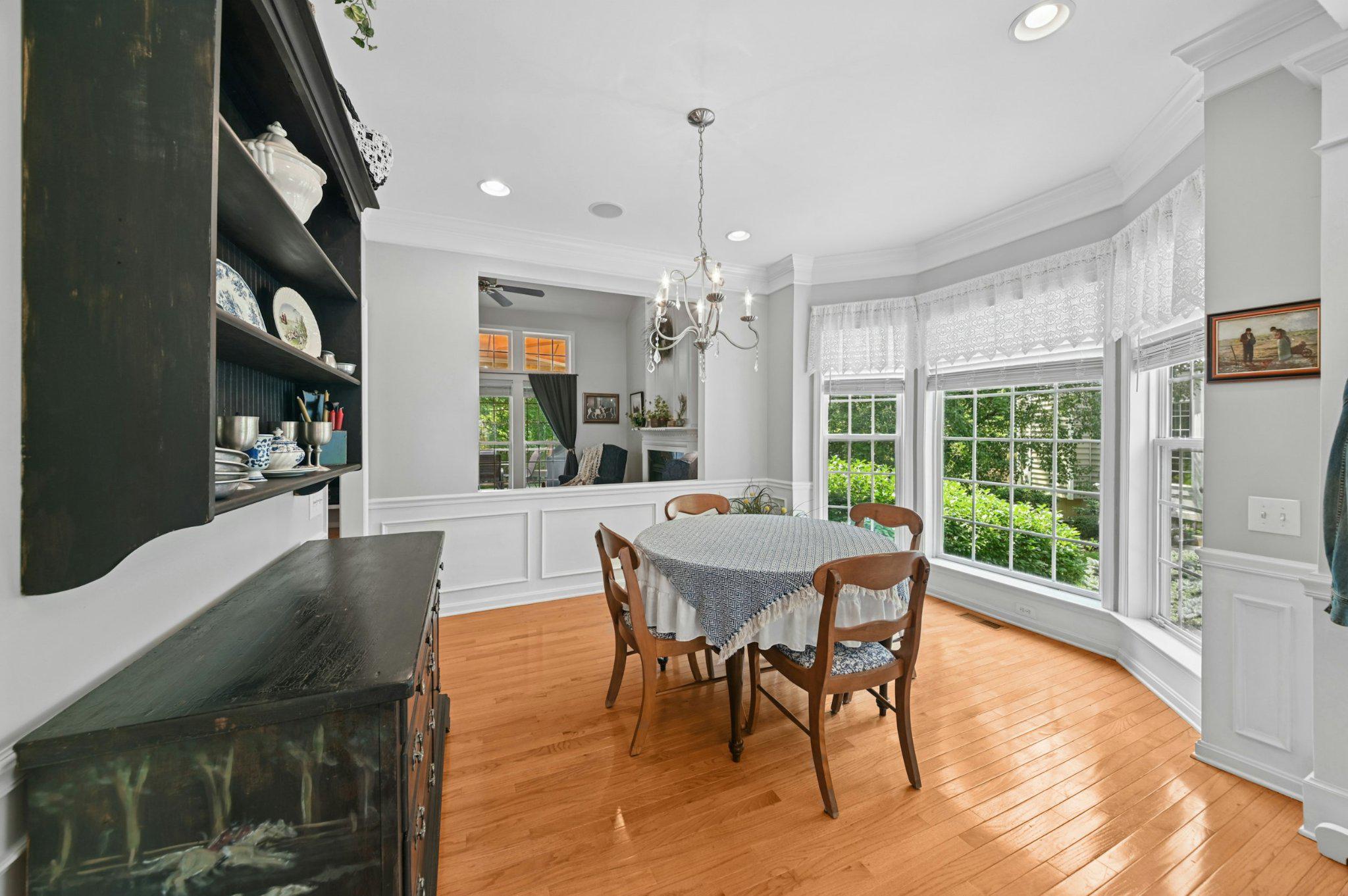 DOYLESTOWN STATION - Residential