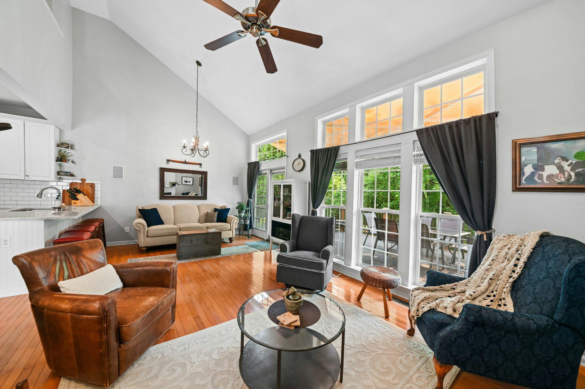 DOYLESTOWN STATION - Residential