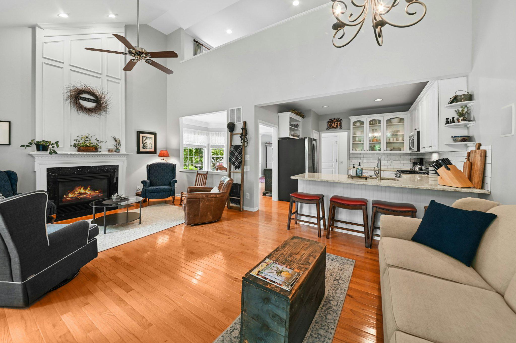 DOYLESTOWN STATION - Residential