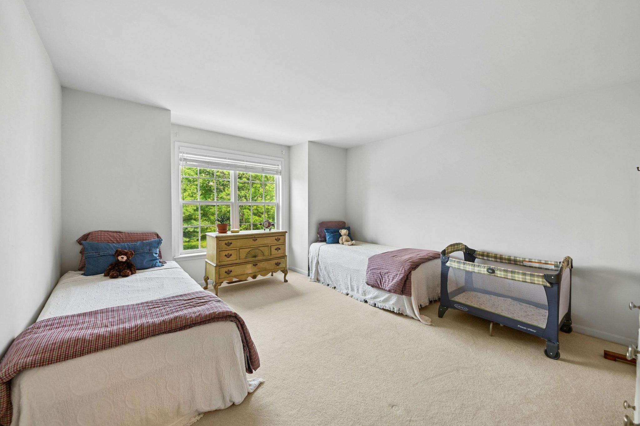 DOYLESTOWN STATION - Residential