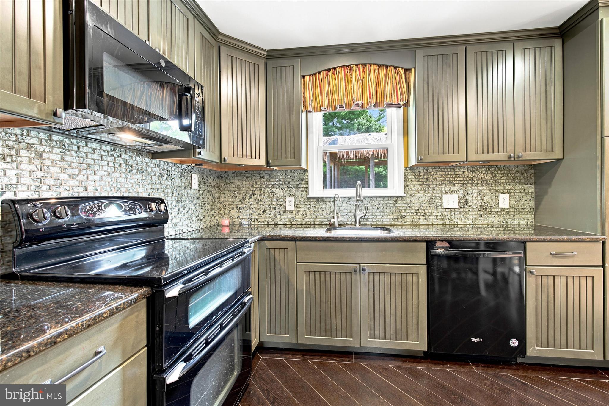 LAFAYETTE PARK - Residential