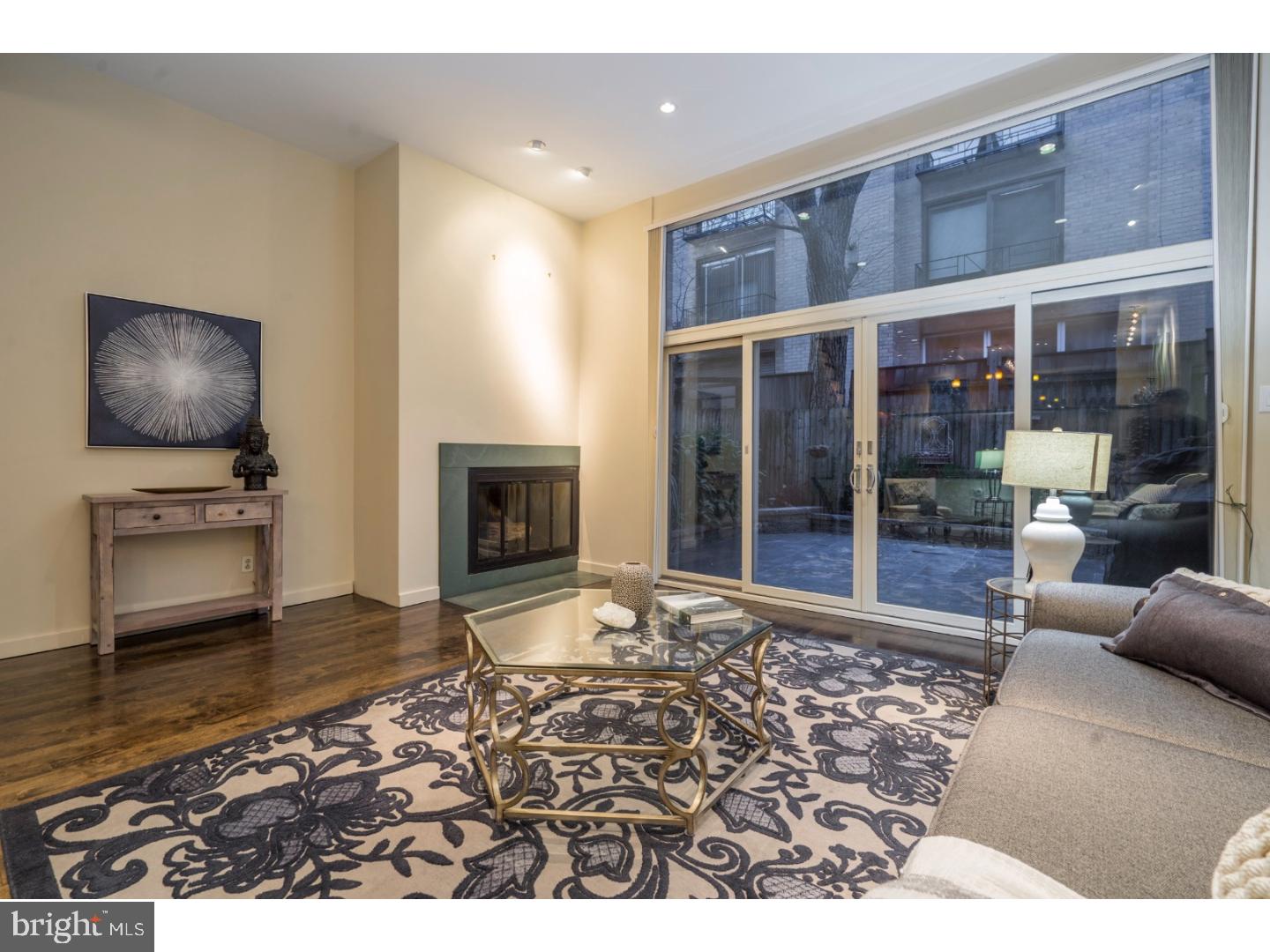 RITTENHOUSE SQUARE - Residential