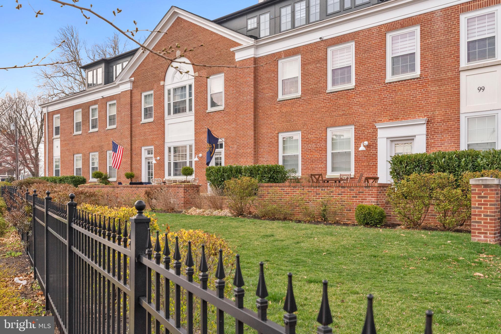 HISTORIC DISTRICT - Residential