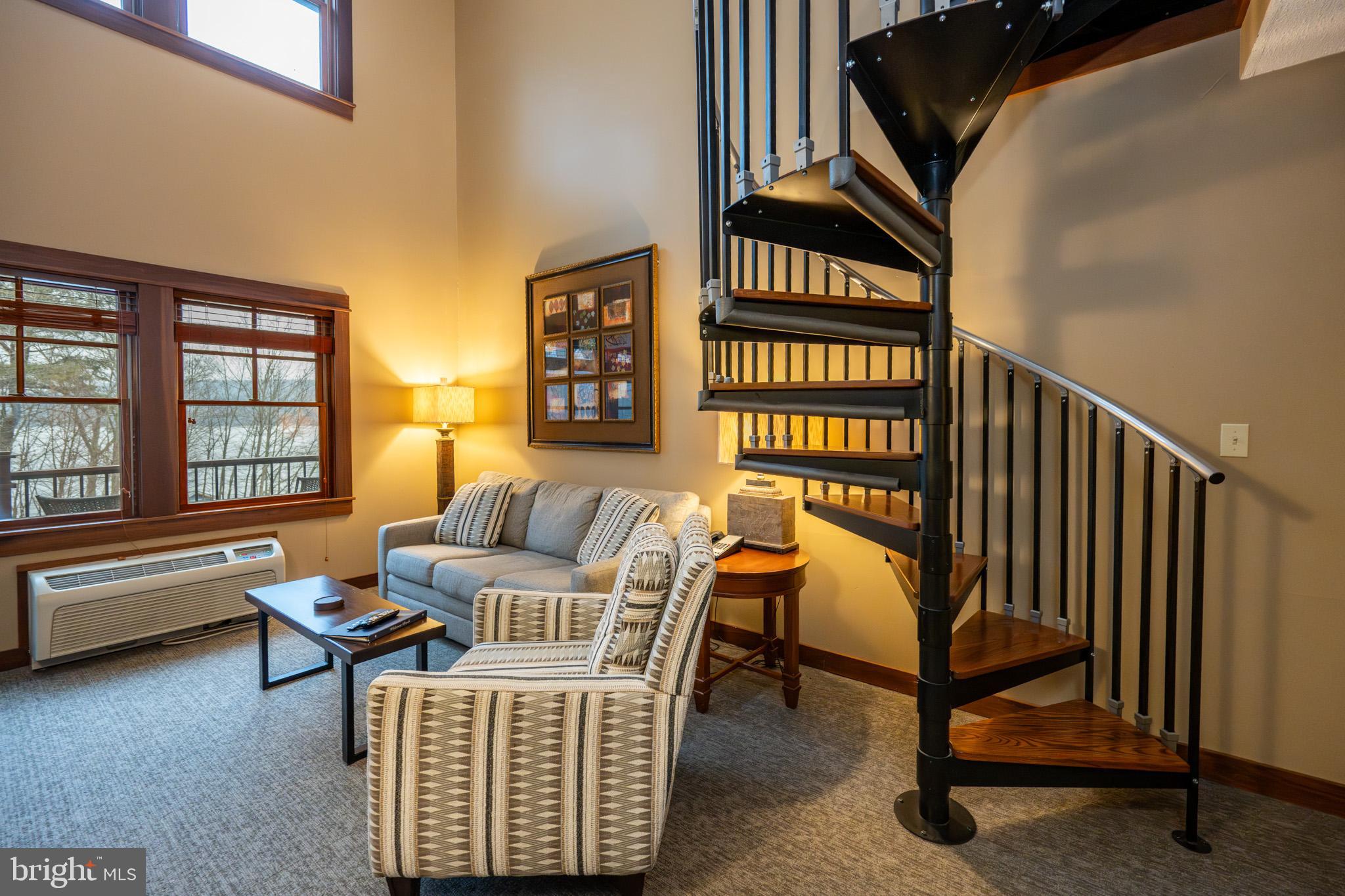 SILVER TREE SUITES - Residential