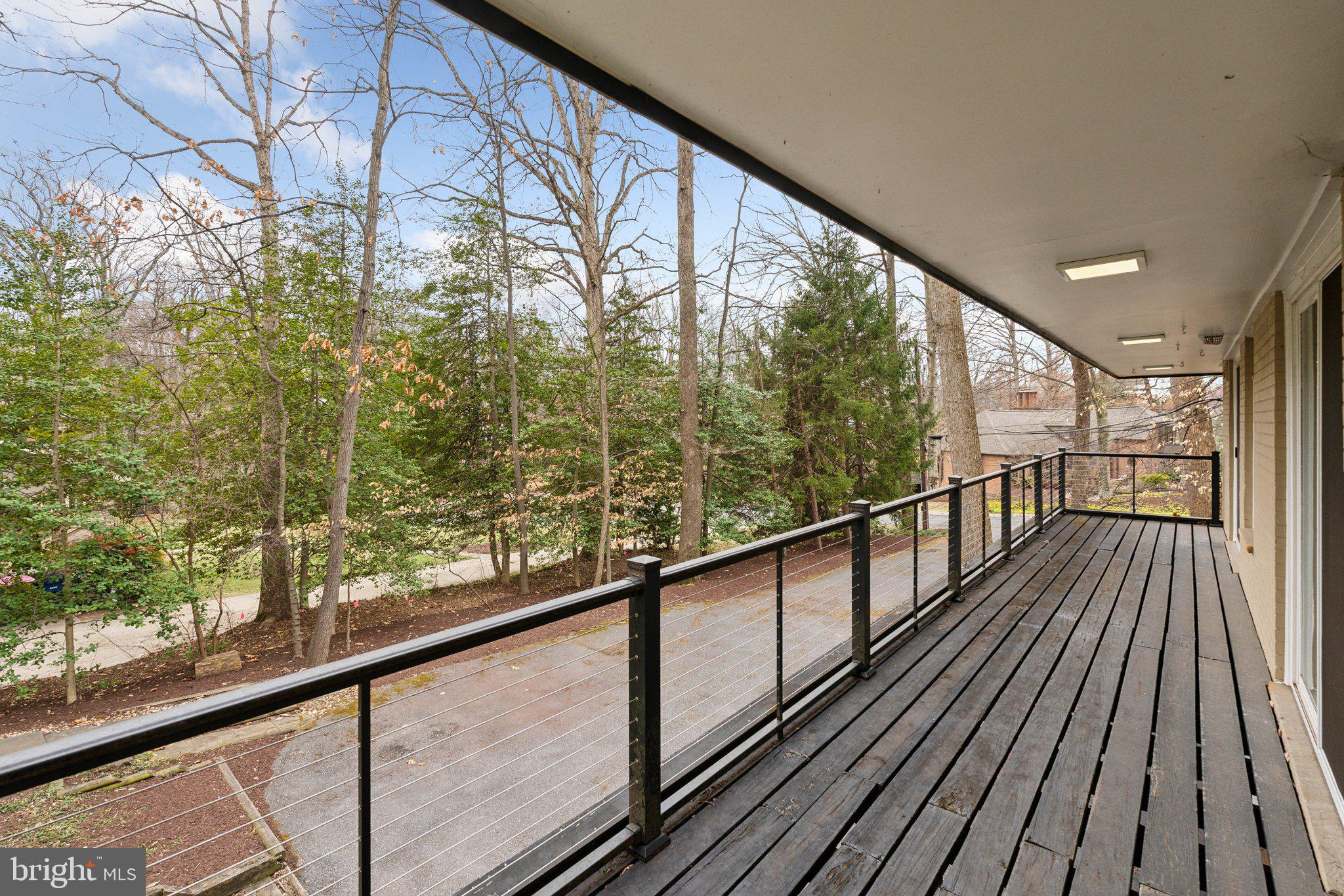 MANOR PARK - Residential