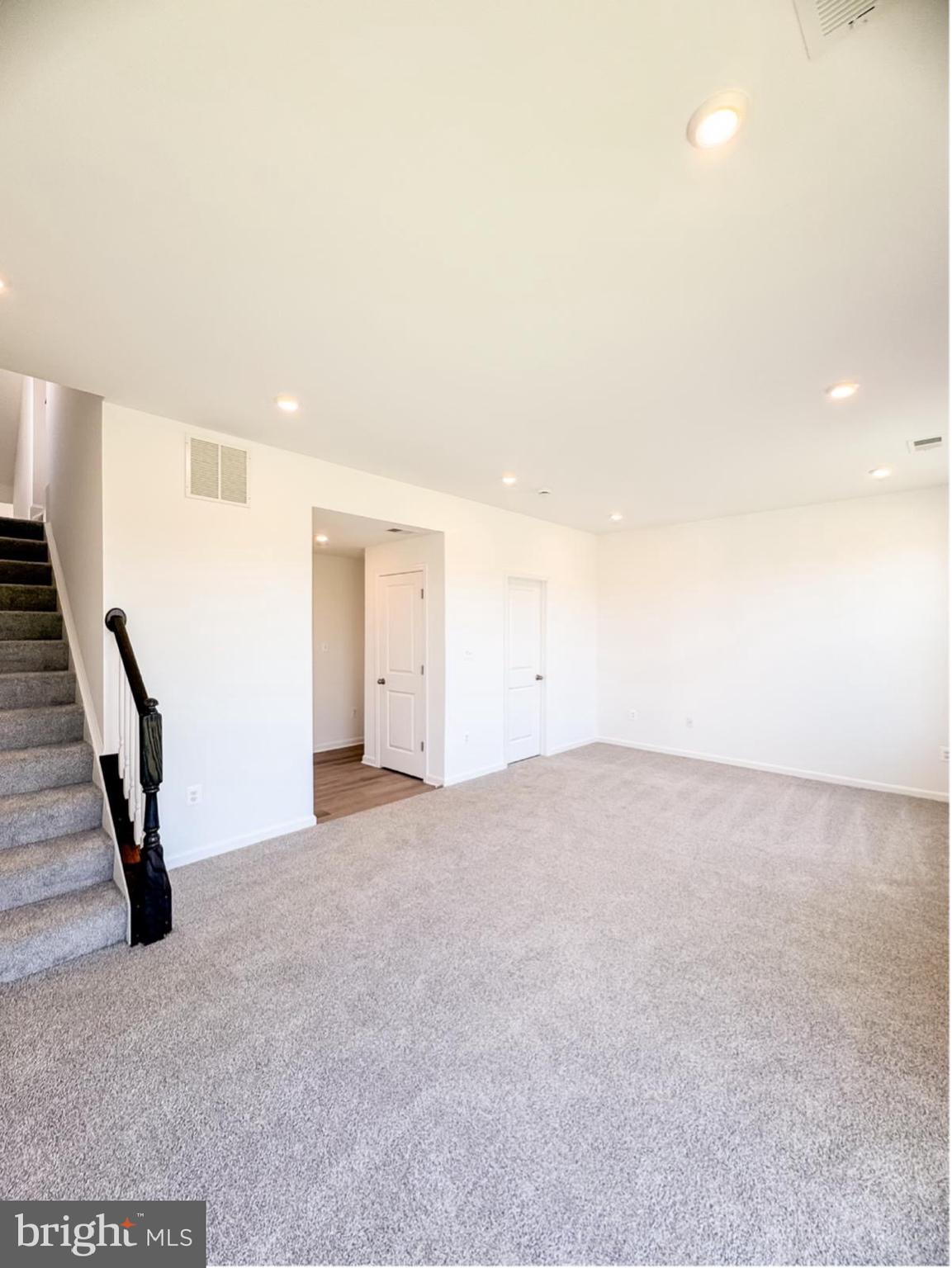 MIDDLETOWN RESERVE - Residential
