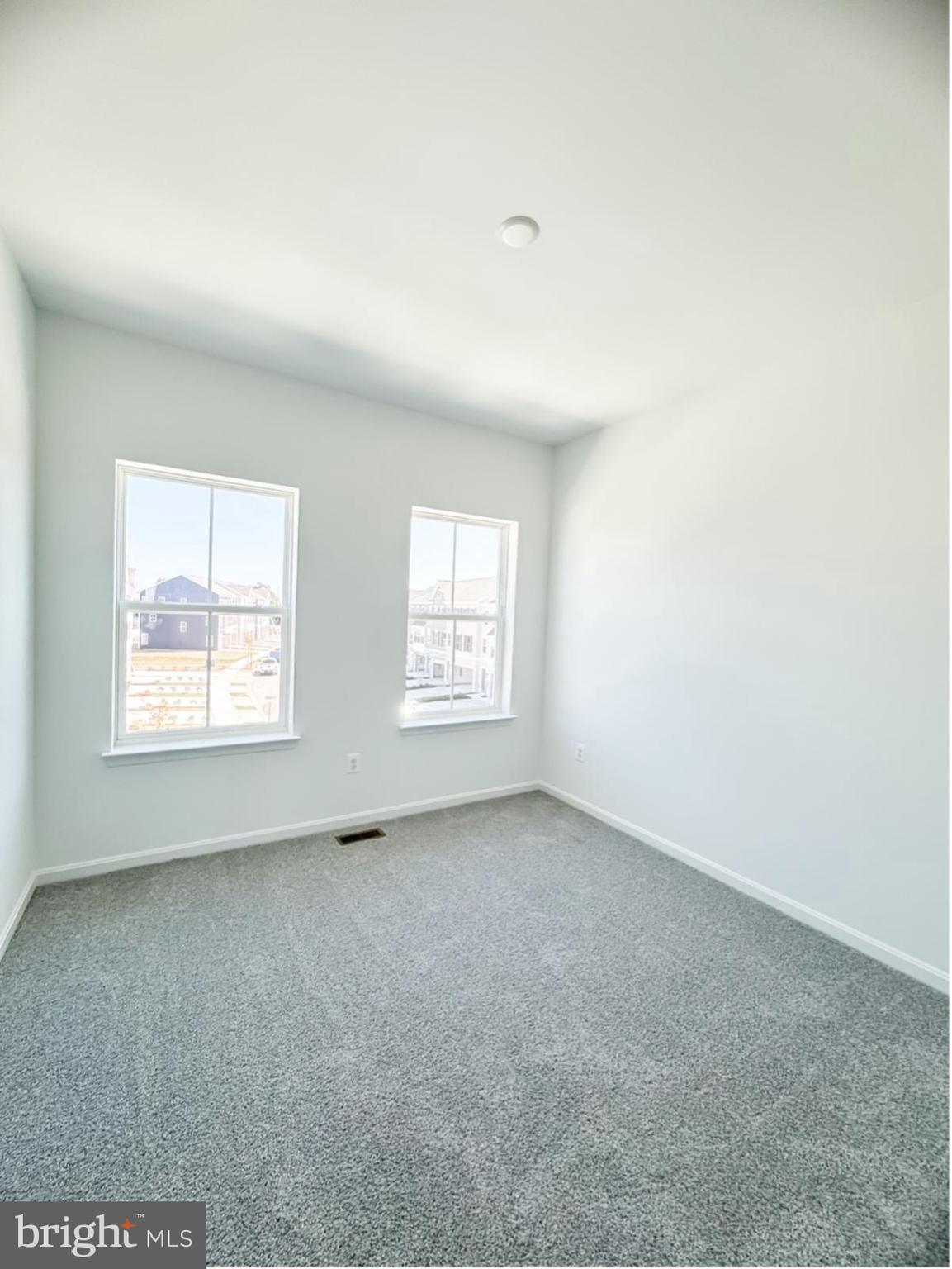 MIDDLETOWN RESERVE - Residential