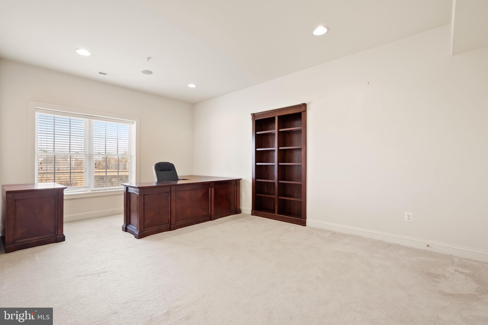 STONEY CREEK ESTATES - Residential