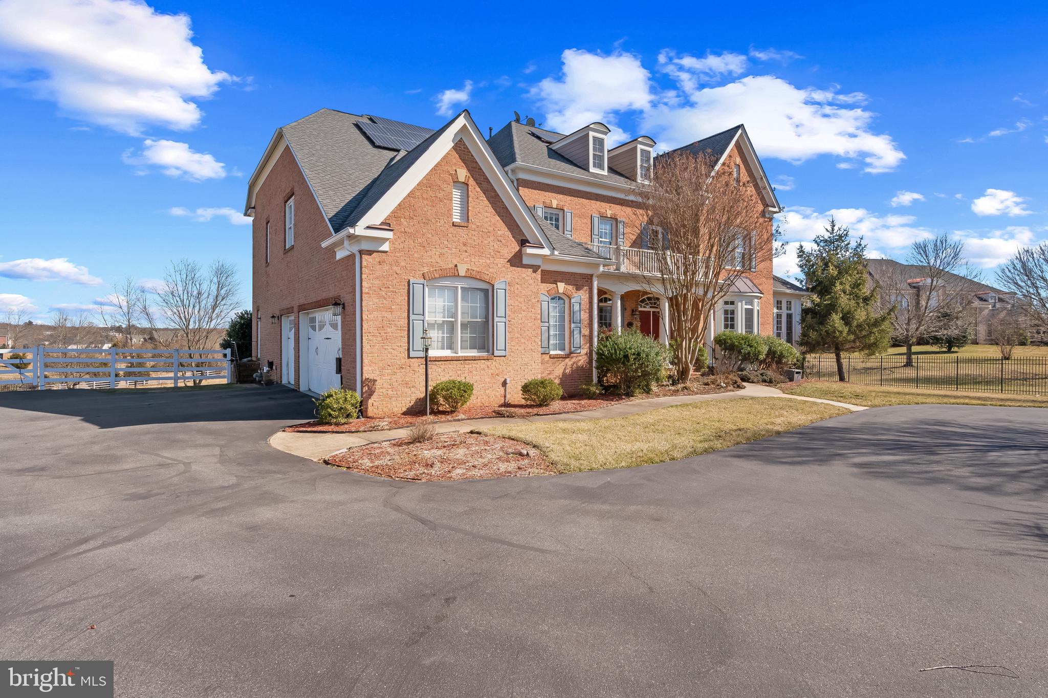 STONEY CREEK ESTATES - Residential