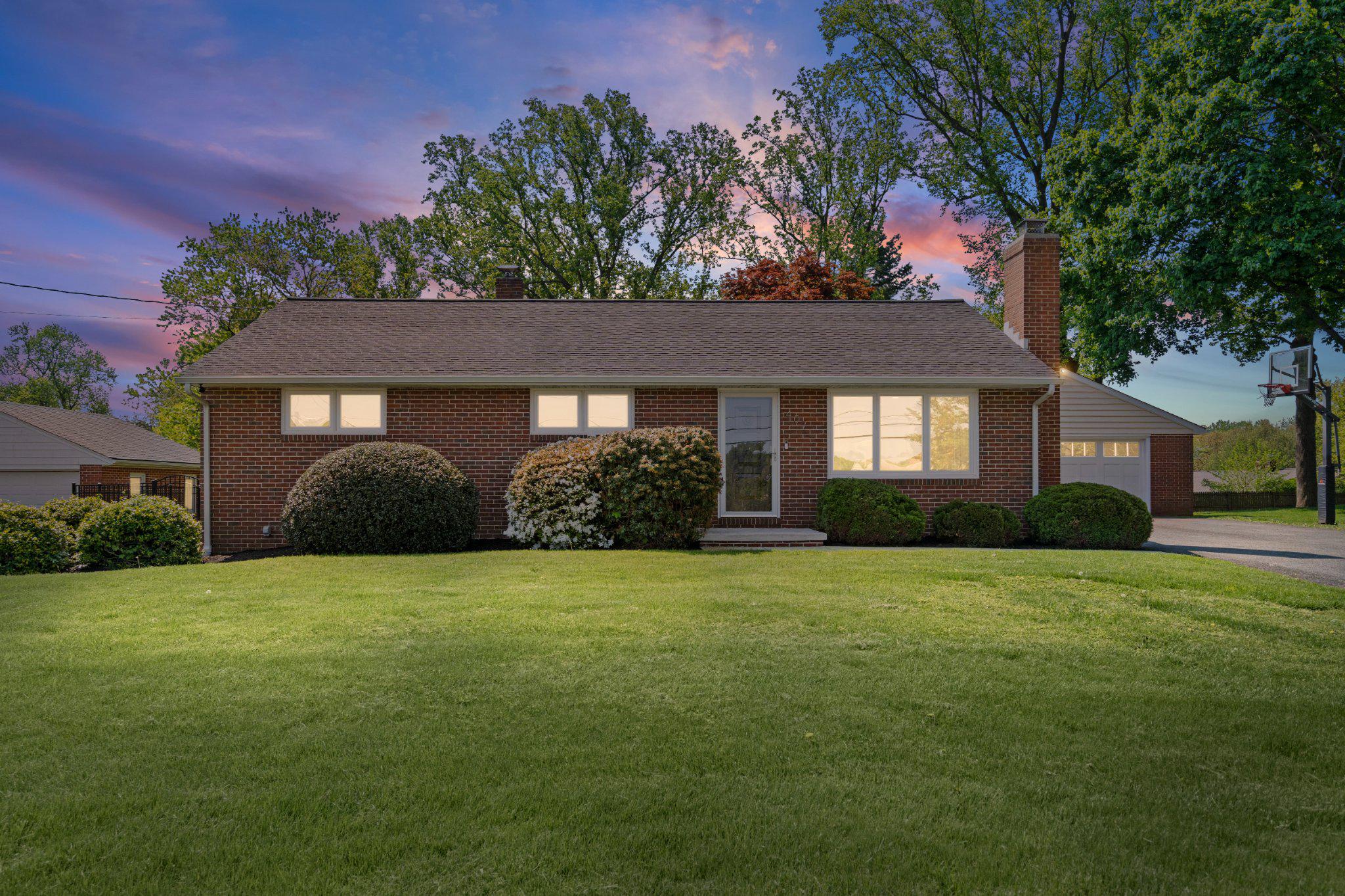 VALLEY VIEW - Residential
