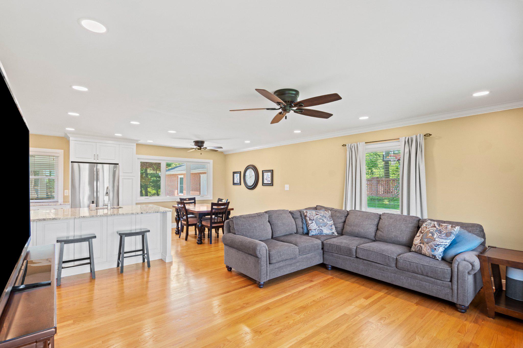 VALLEY VIEW - Residential