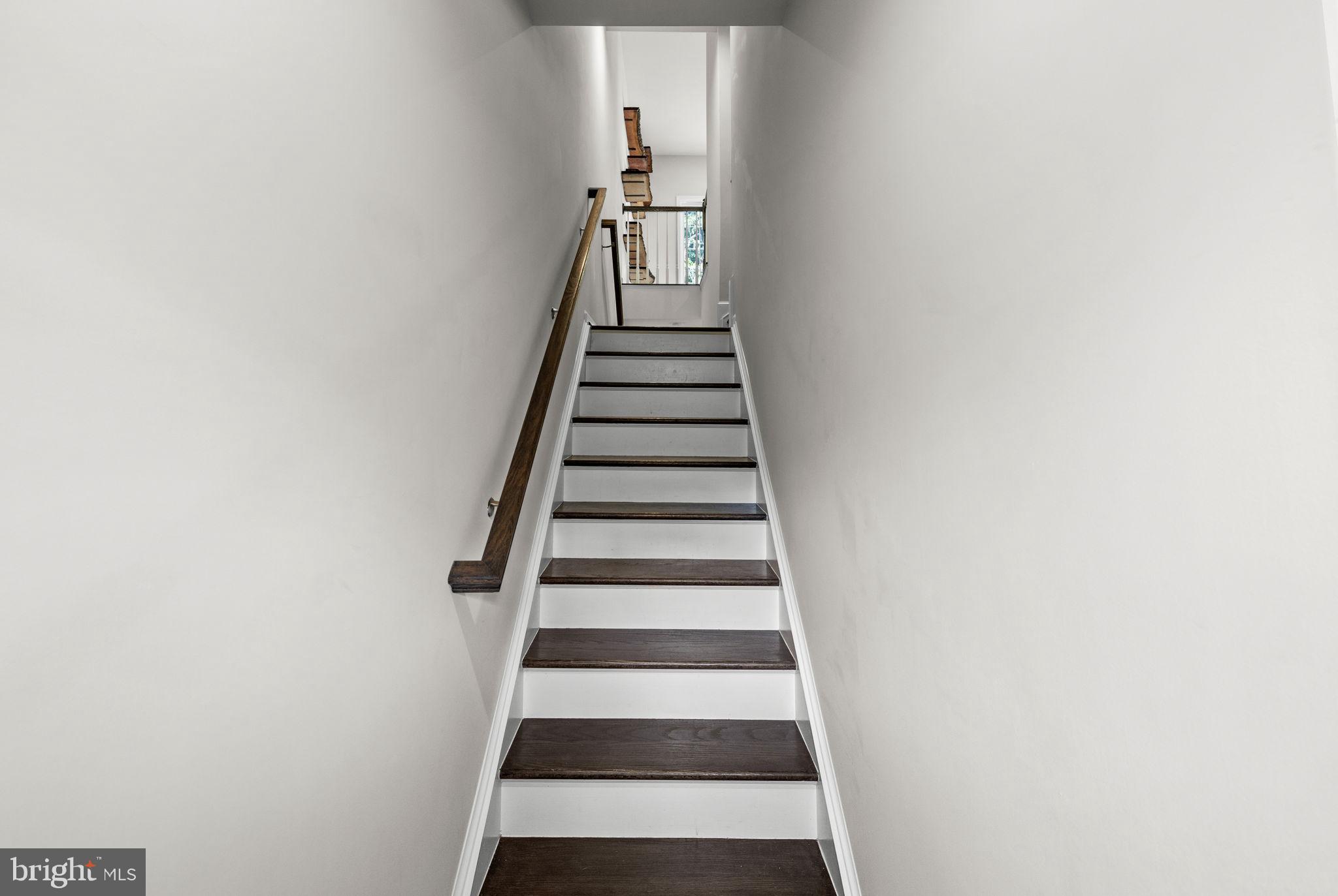 BELLS HILL TERRACE - Residential