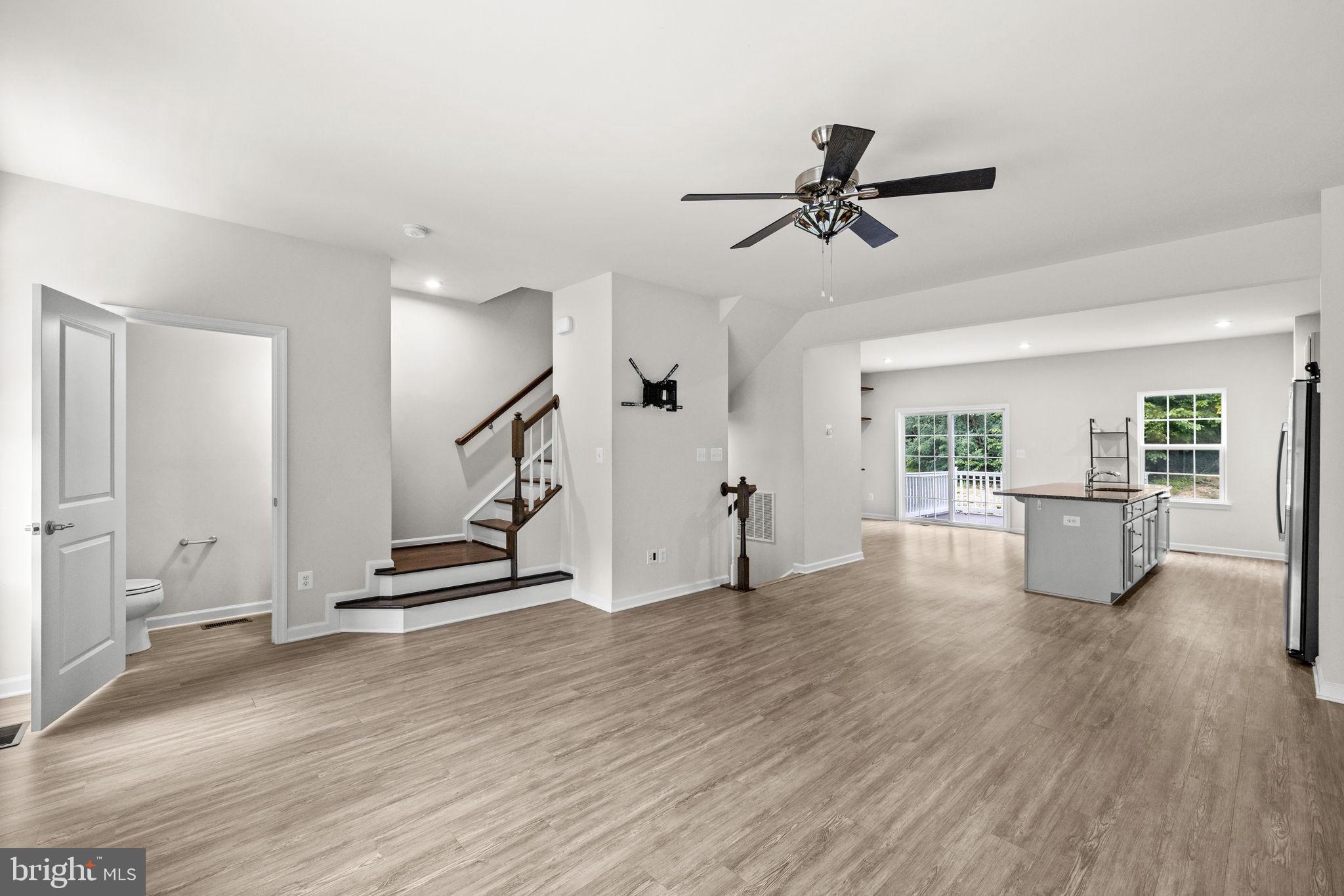 BELLS HILL TERRACE - Residential