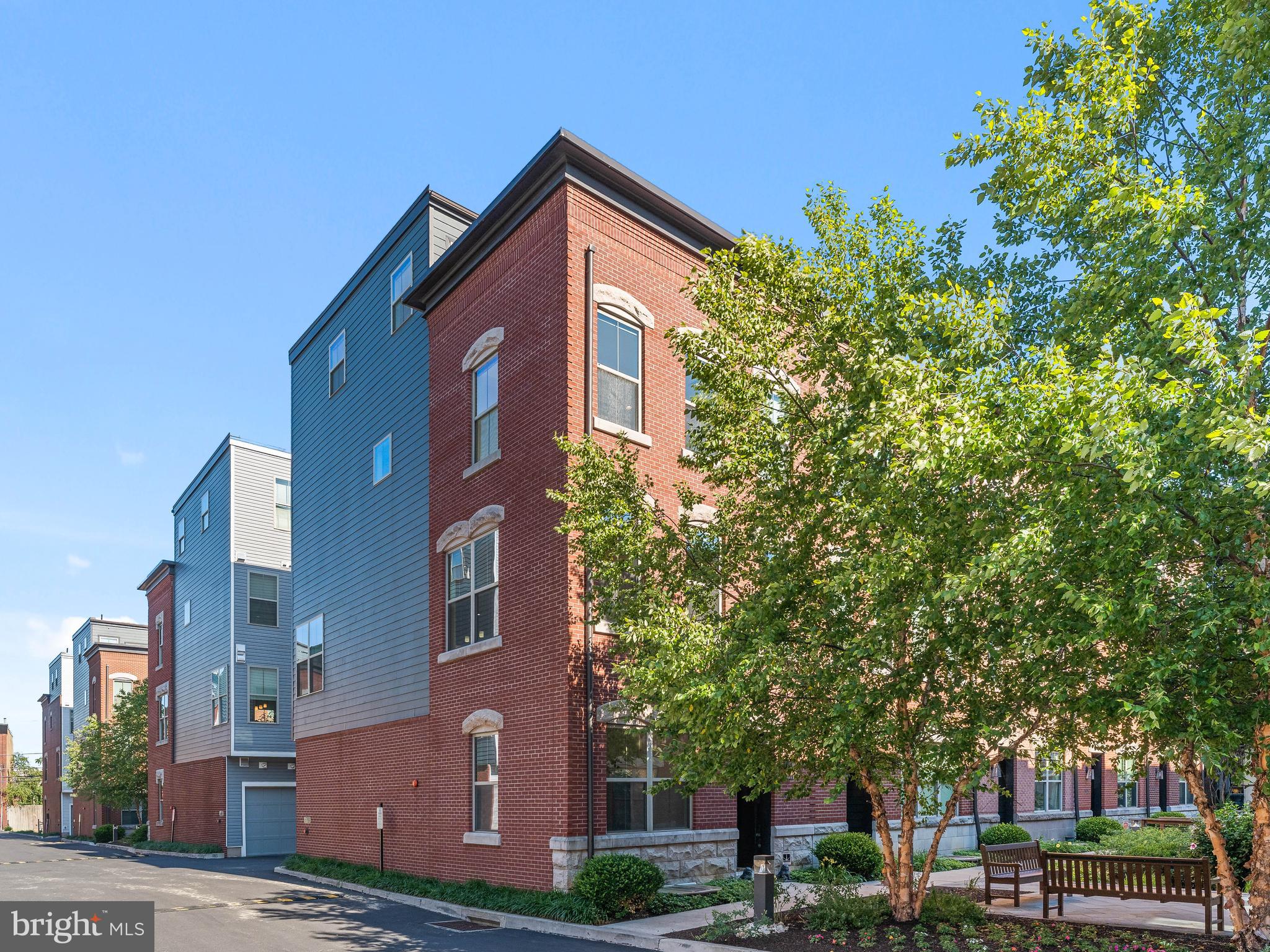 DICKINSON NARROWS - Residential