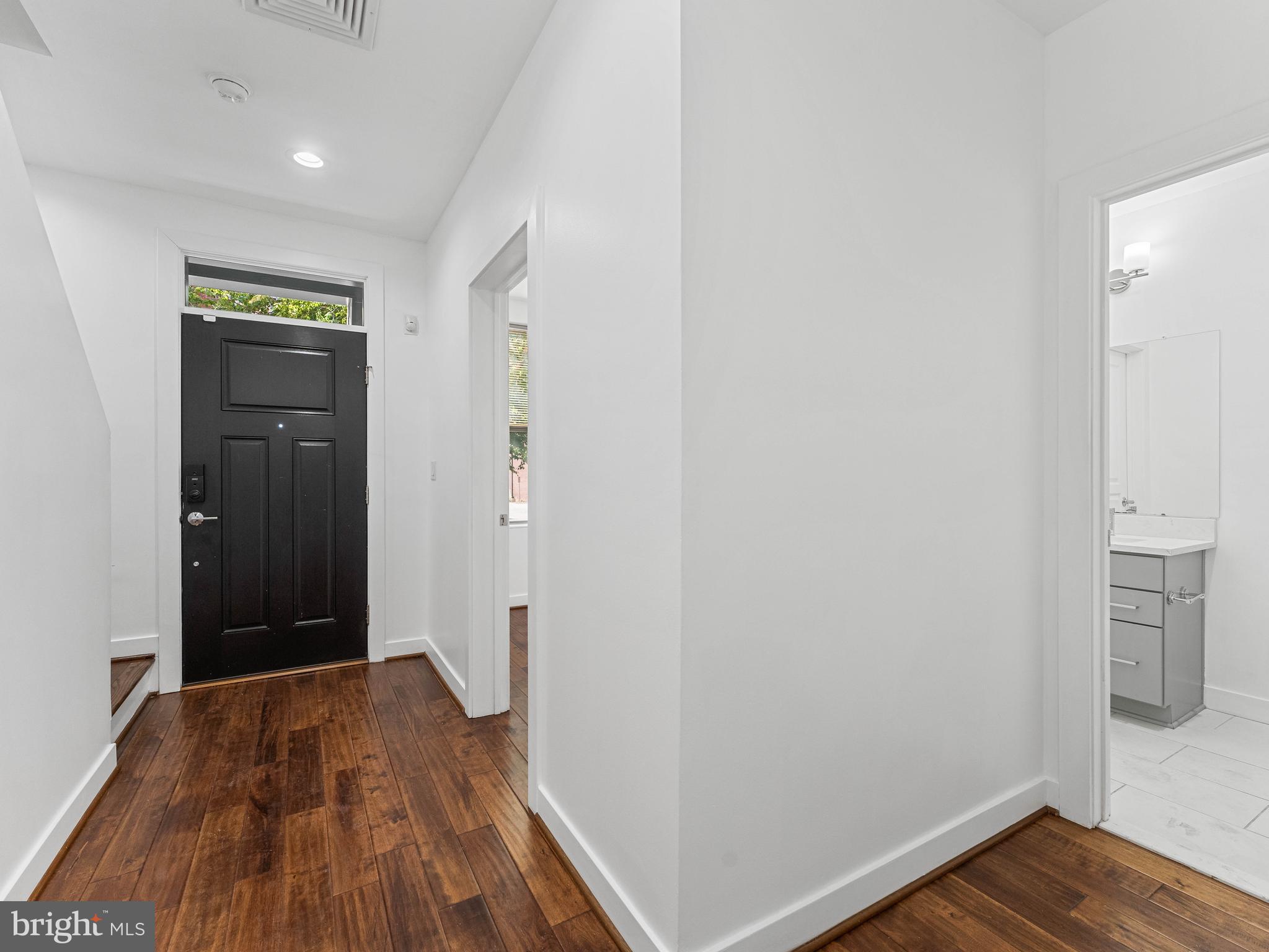 DICKINSON NARROWS - Residential