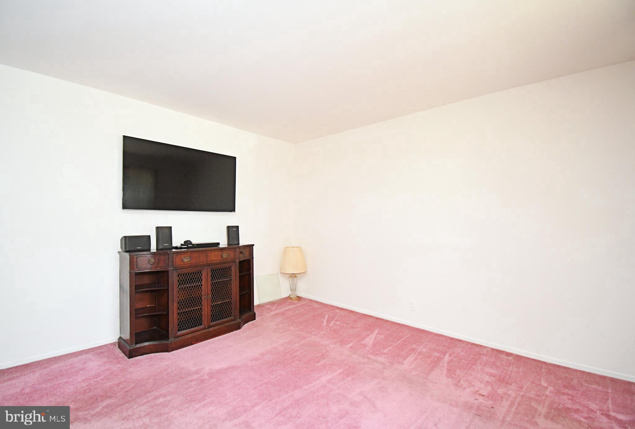 ARDSLEY - Residential