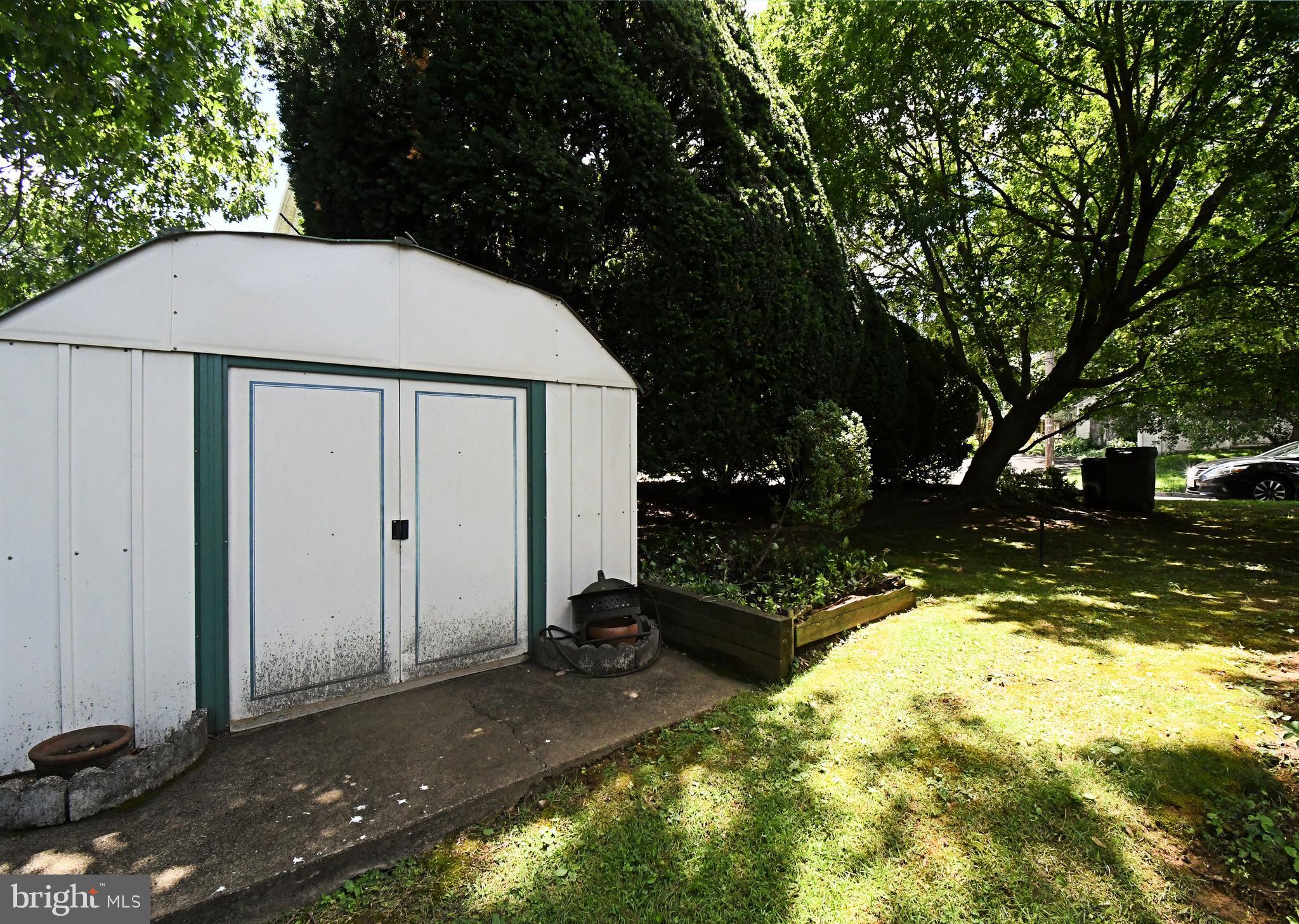 ARDSLEY - Residential