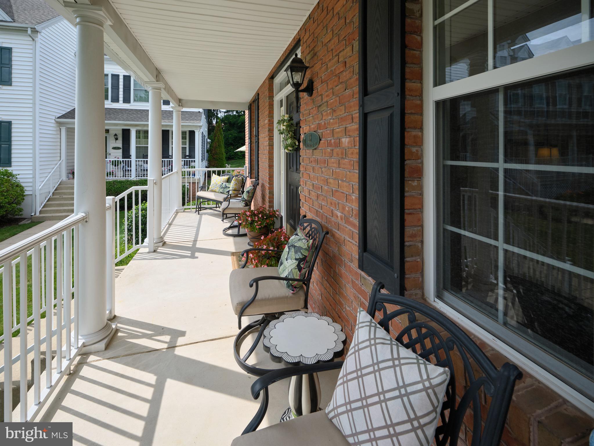 LANTERN HILL - Residential