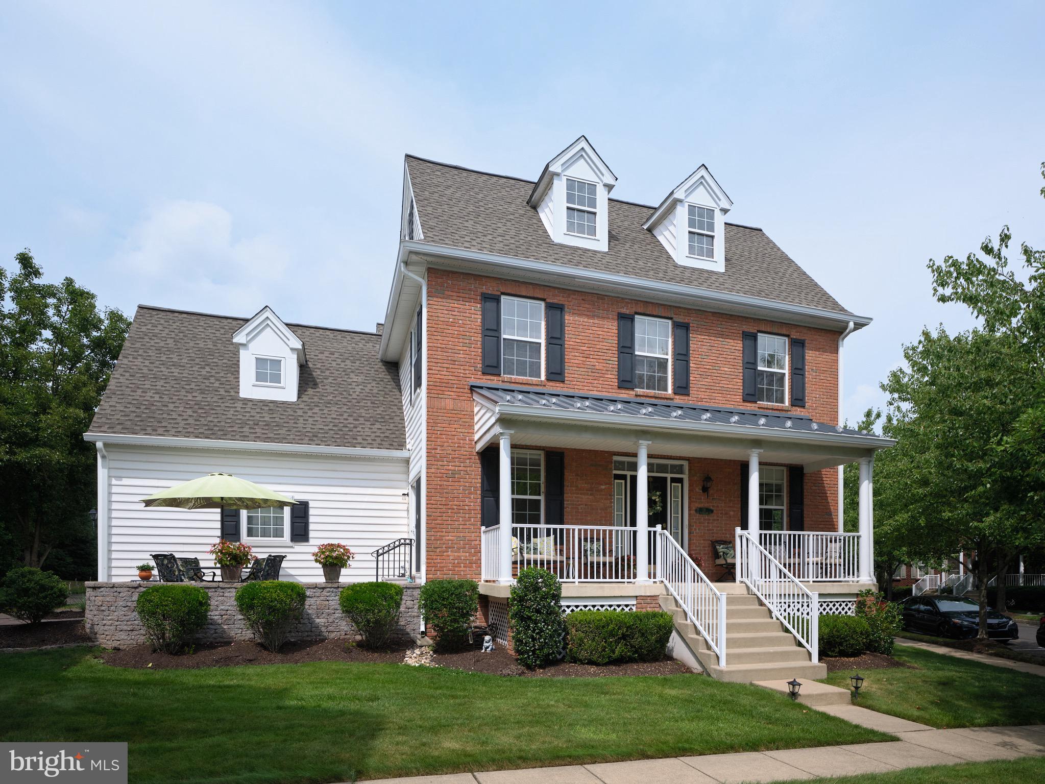 LANTERN HILL - Residential