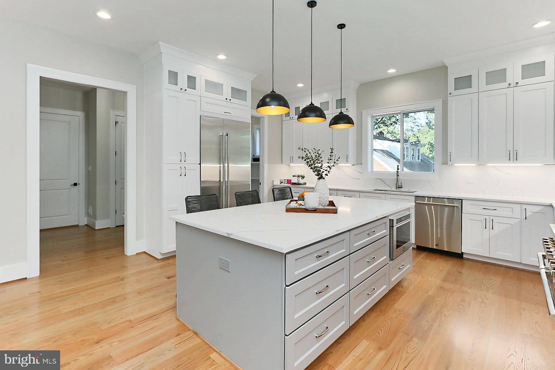 GRAYS OAKTON - Residential