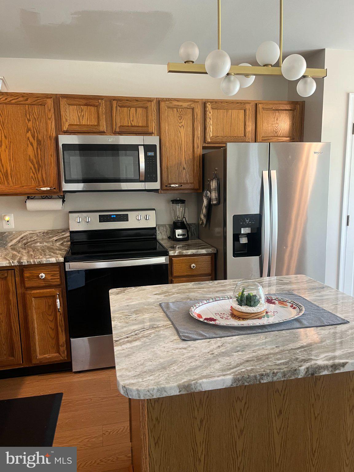 SEVEN OAKS - Residential