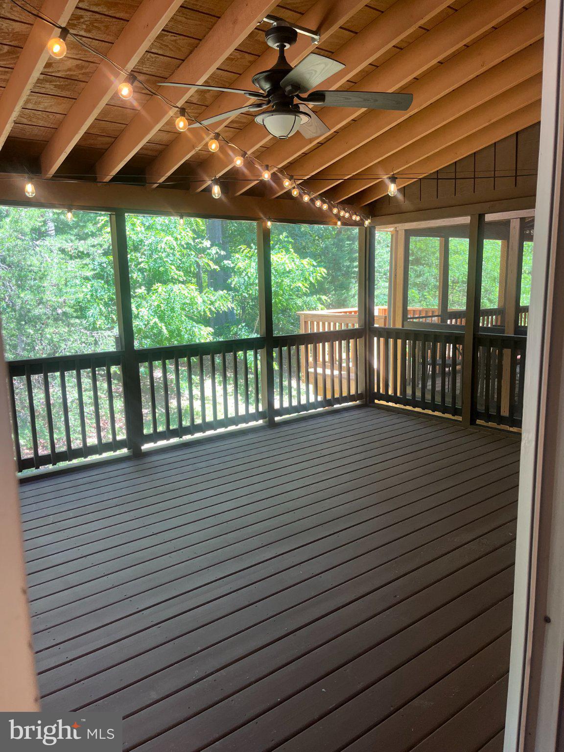 SEVEN OAKS - Residential