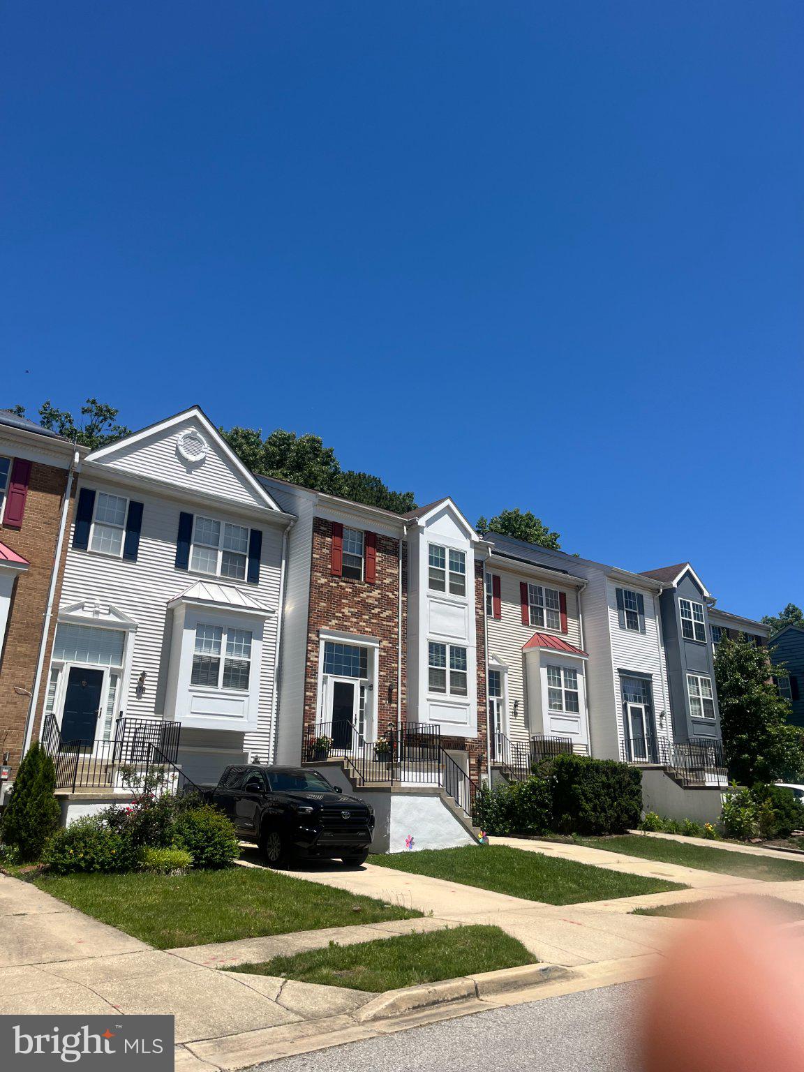 SEVEN OAKS - Residential