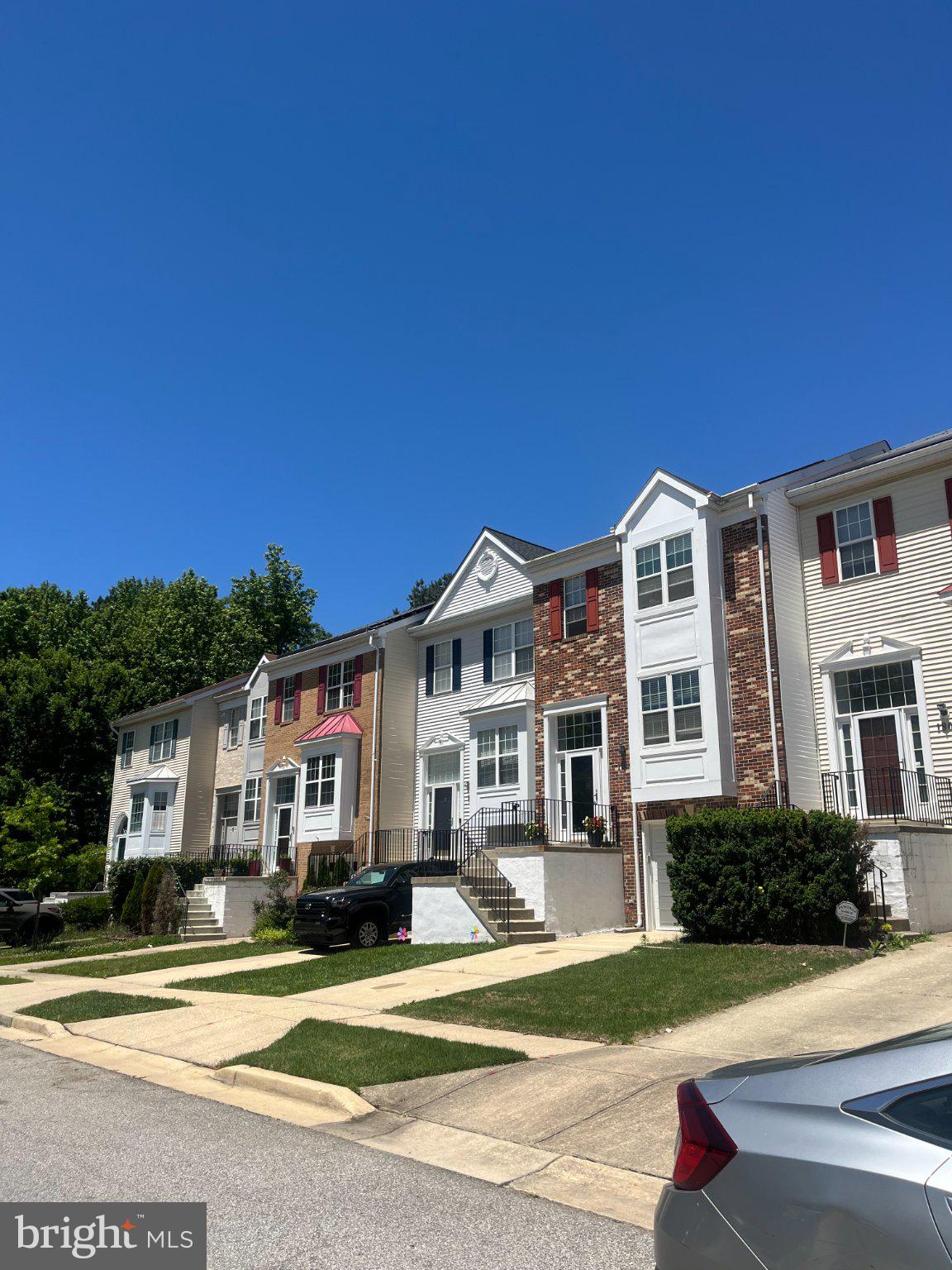 SEVEN OAKS - Residential