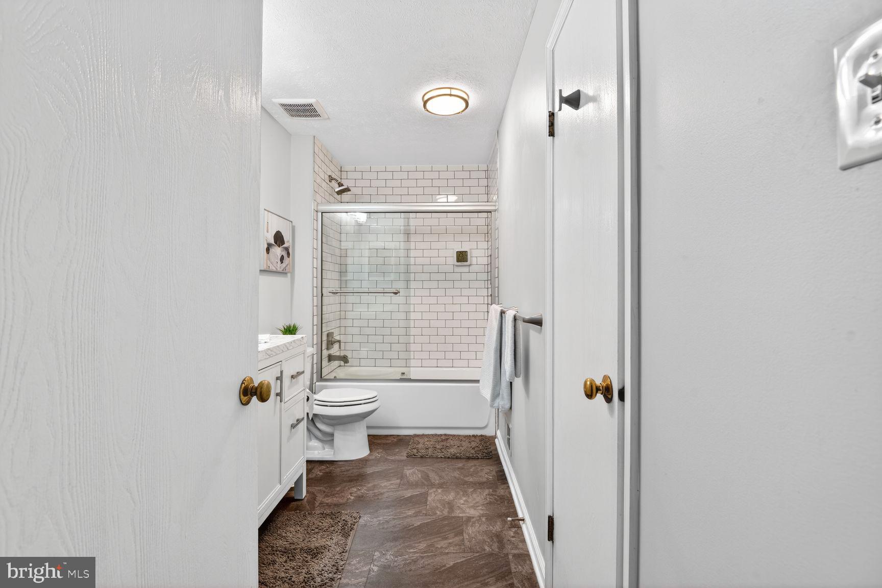 DORSEY HALL - Residential