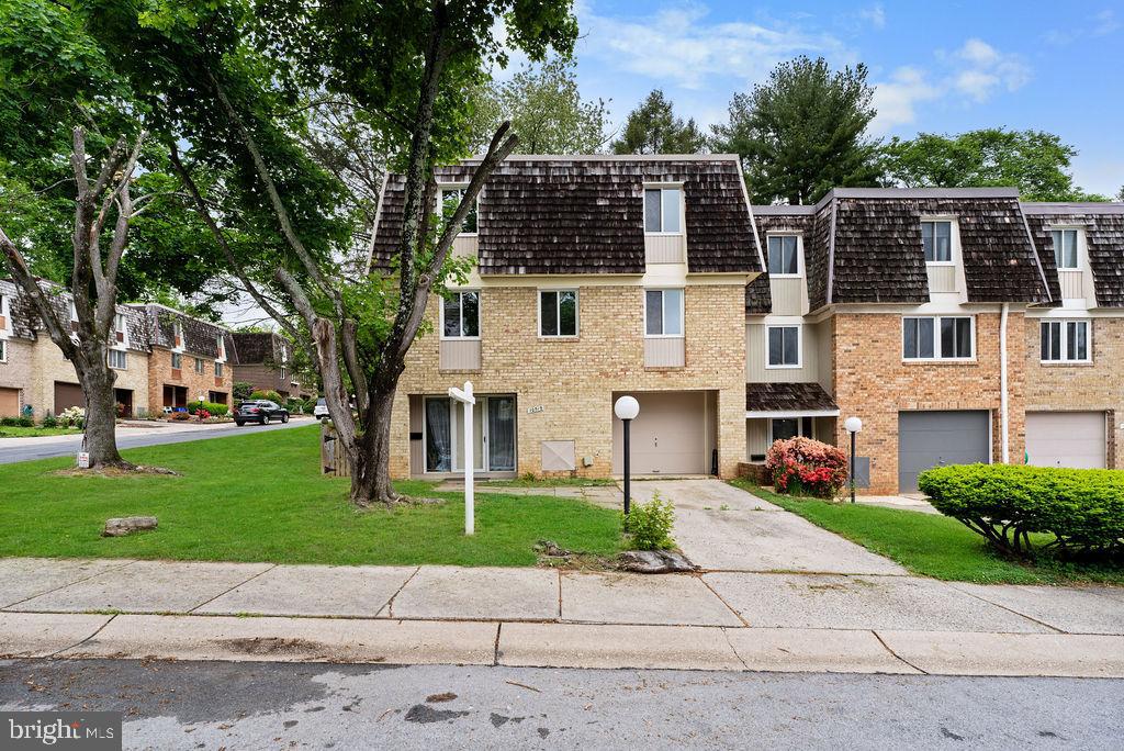 STEDWICK TOWNHOUSES - Residential