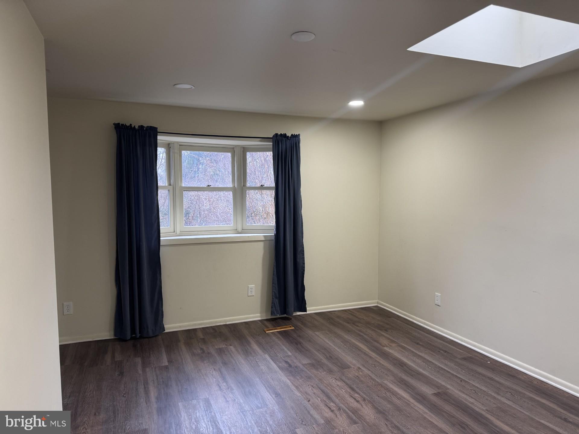 AIGBURTH - Residential