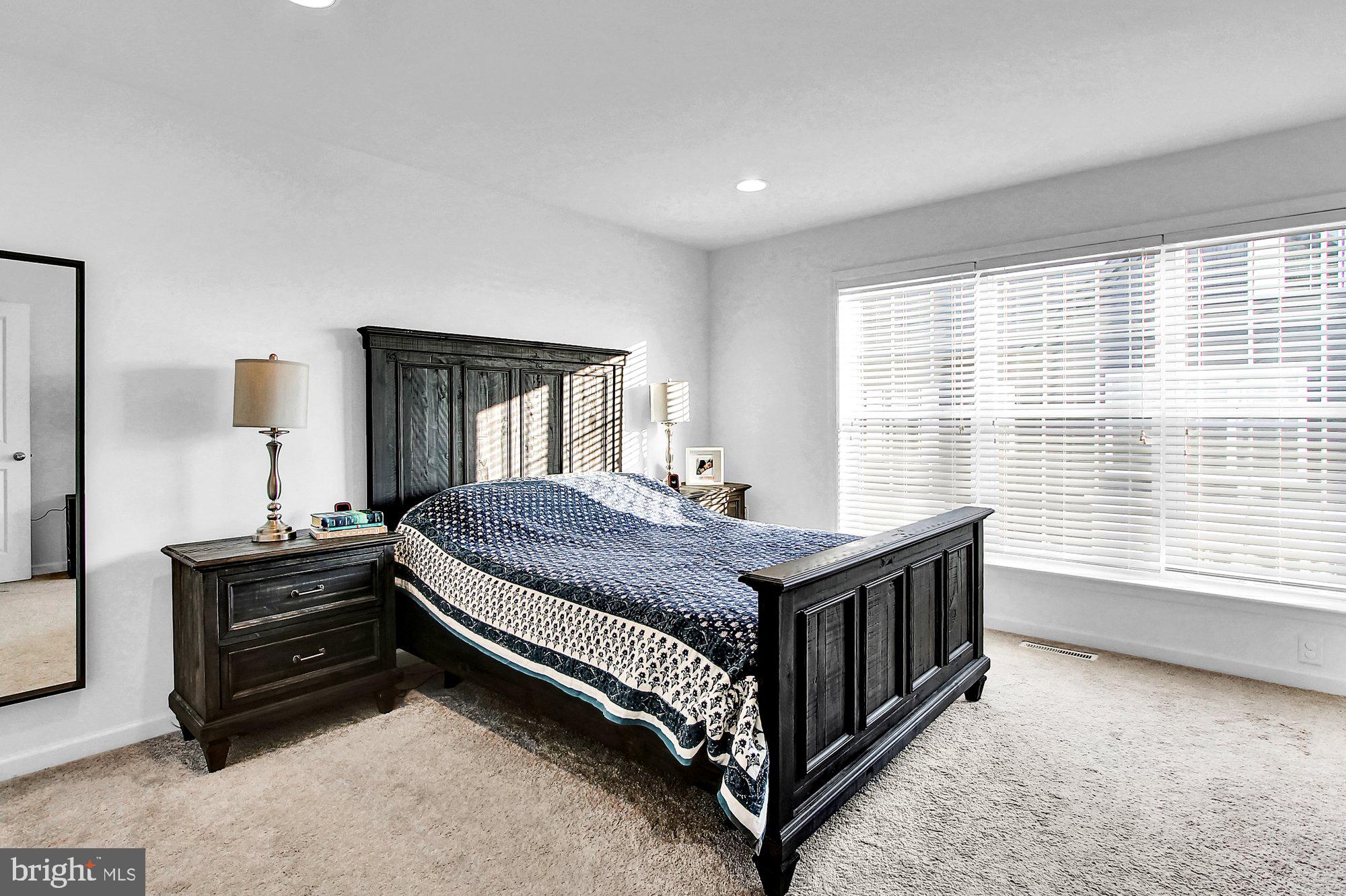 BELMONT - Residential