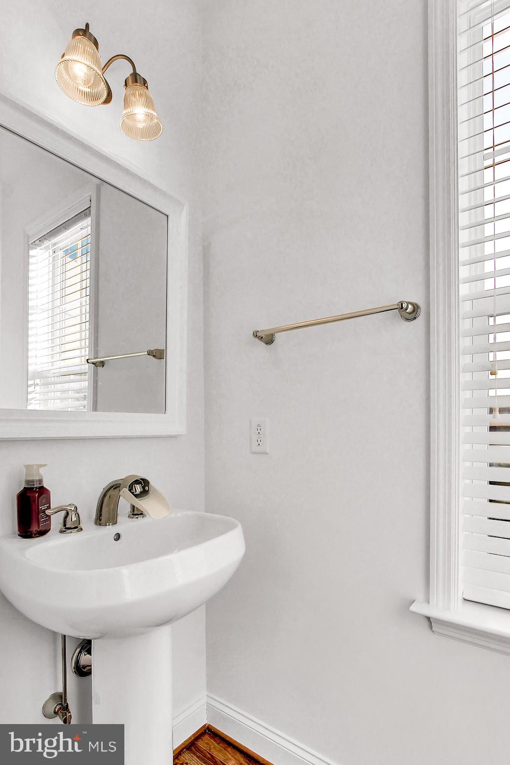 BELMONT - Residential