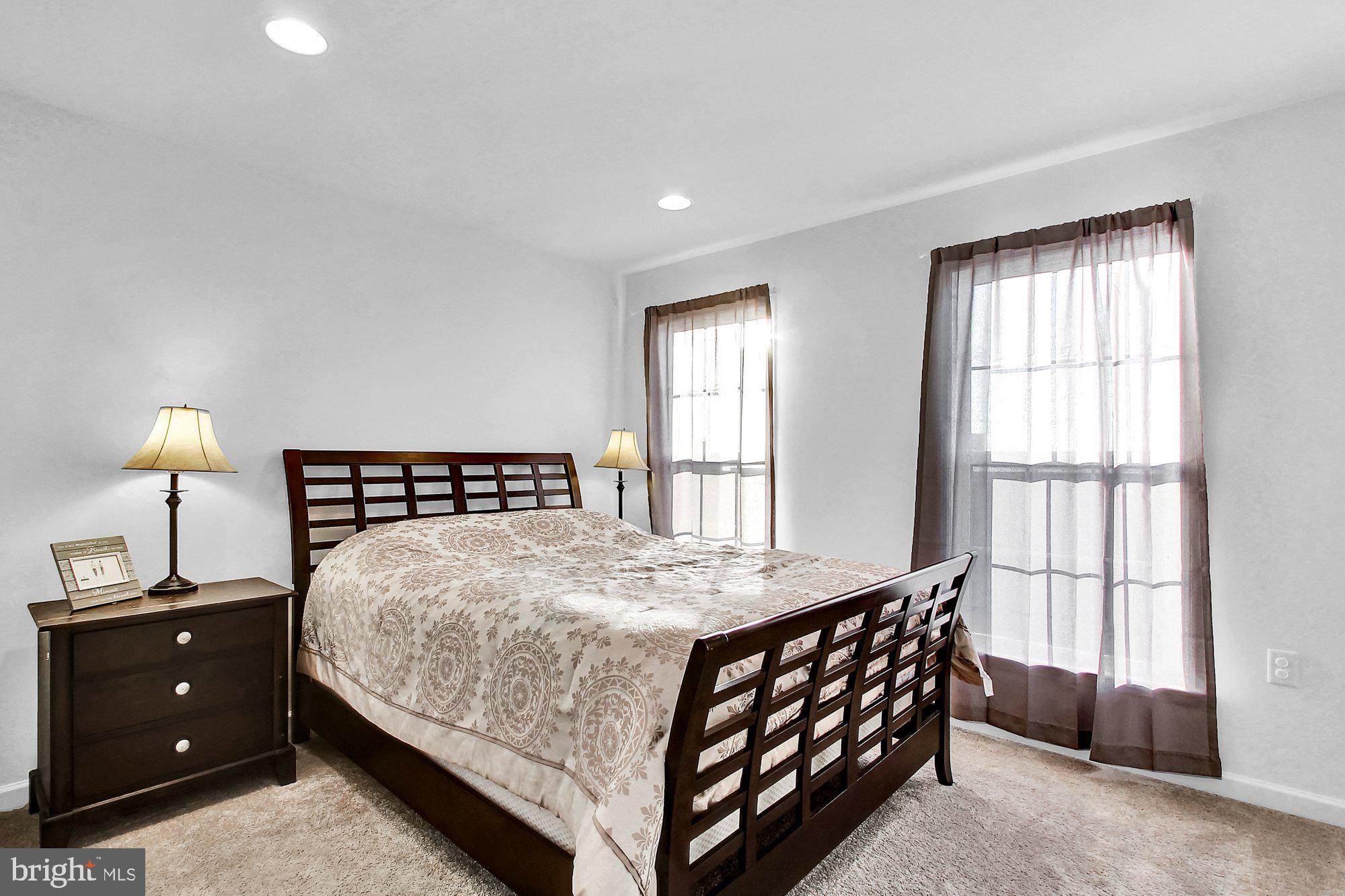 BELMONT - Residential